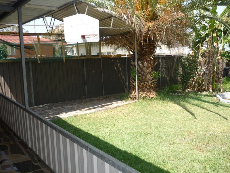 1 Bentley Road, Colyton NSW 2760