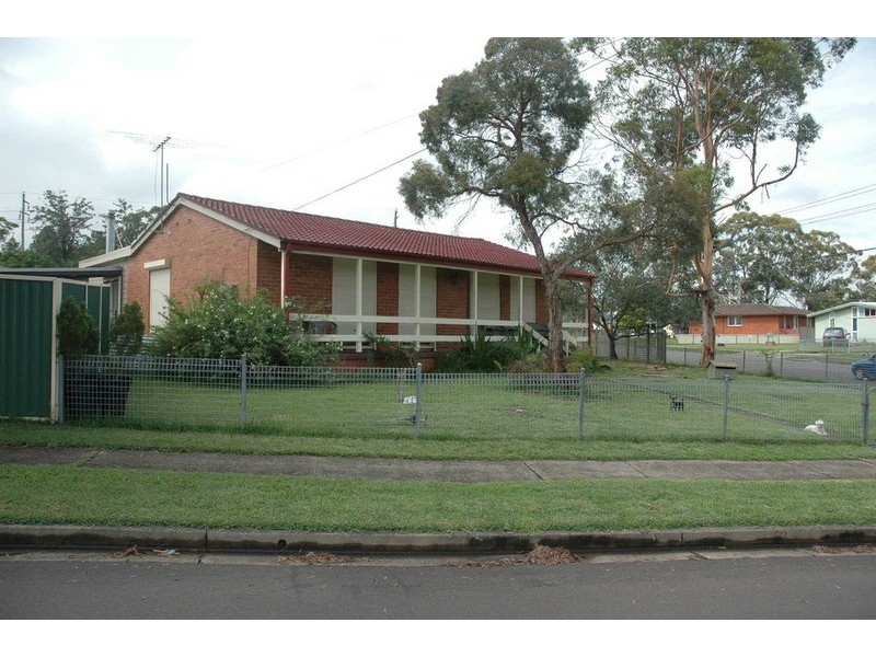 2 Don Mills Avenue, Hebersham NSW 2770