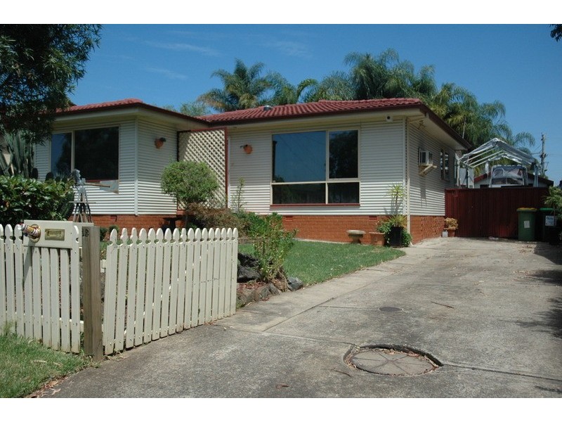 19 Barr Street, Colyton NSW 2760