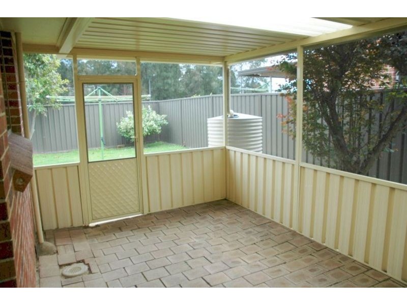 3  Dolphin Close, Claremont Meadows NSW 2747