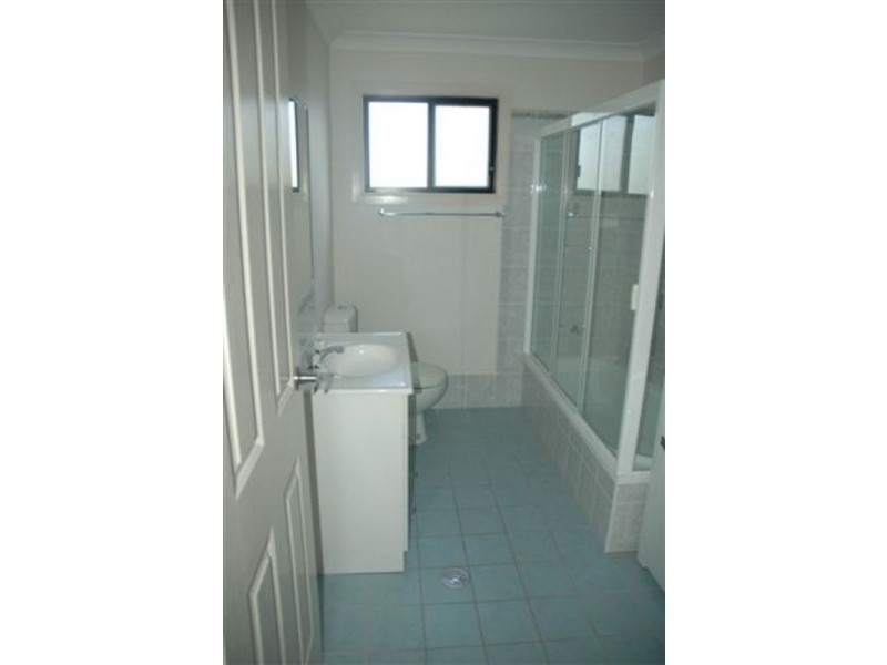 158 & 158A Explorers Way, St Clair NSW 2759