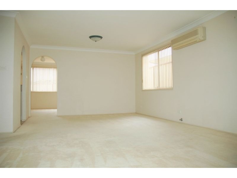 10 Cremona Place, Oakhurst NSW 2761