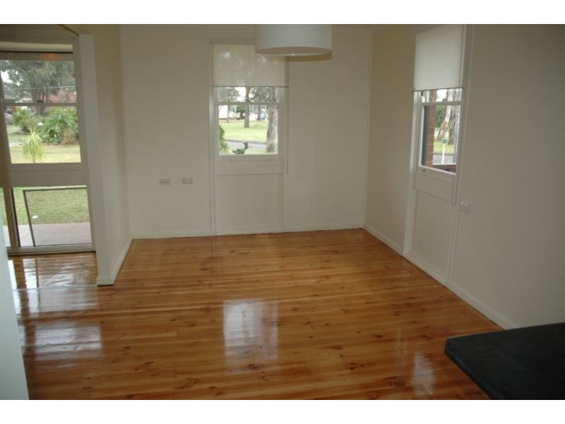 68 Mariana Crescent, Lethbridge Park NSW 2770