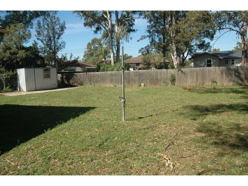 68 Mariana Crescent, Lethbridge Park NSW 2770