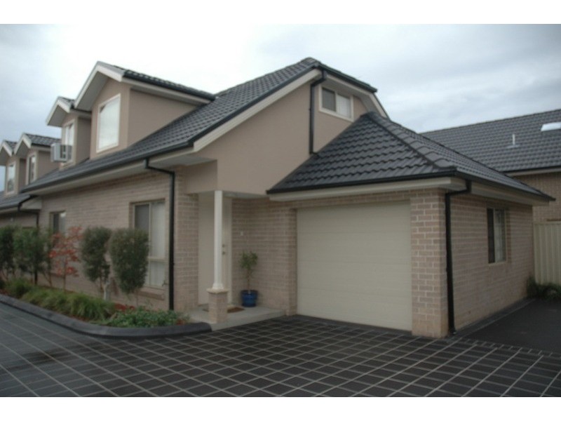 3/30 Brisbane Street, Oxley Park NSW 2760