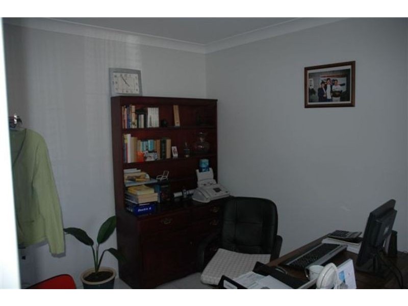 16 Munmora Place, Oxley Park NSW 2760