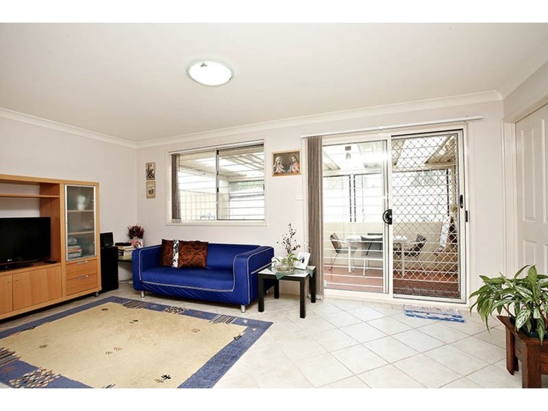 4/63 Standish Avenue, Oakhurst NSW 2761