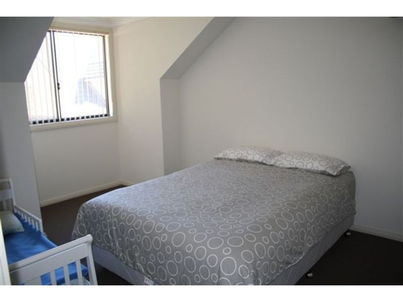 8/57 Adelaide Street, Oxley Park NSW 2760