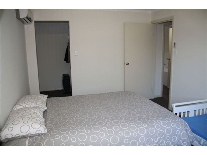 8/57 Adelaide Street, Oxley Park NSW 2760