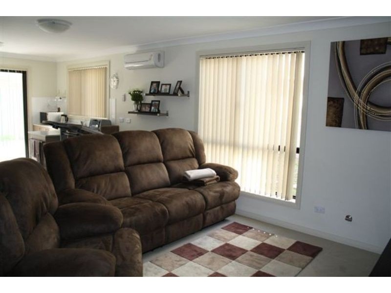 8/57 Adelaide Street, Oxley Park NSW 2760