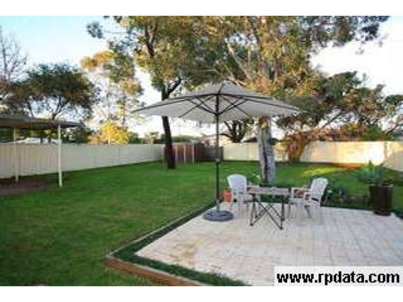 43 Keesing Crescent, Blackett NSW 2770