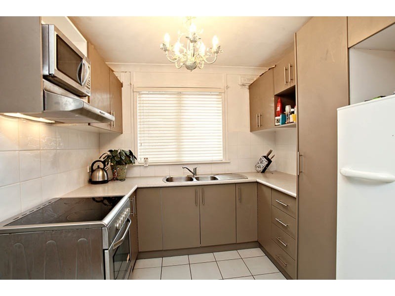 5 Mangariva Avenue, Lethbridge Park NSW 2770