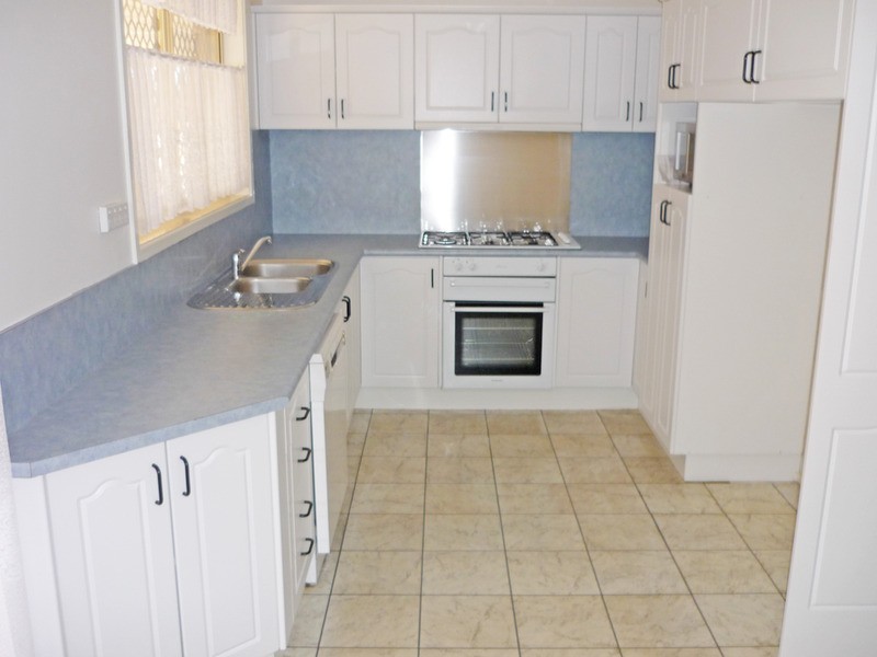 32 Bancroft Street, Oakhurst NSW 2761