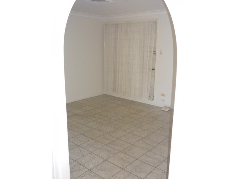 32 Bancroft Street, Oakhurst NSW 2761