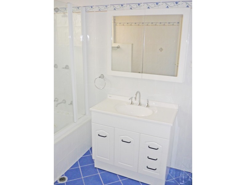 32 Bancroft Street, Oakhurst NSW 2761