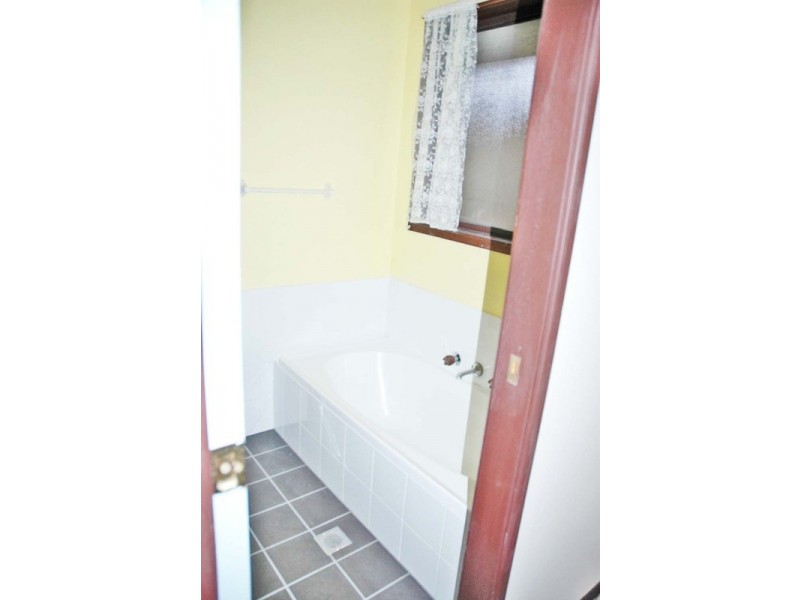 85 Melville Street, St Clair NSW 2759