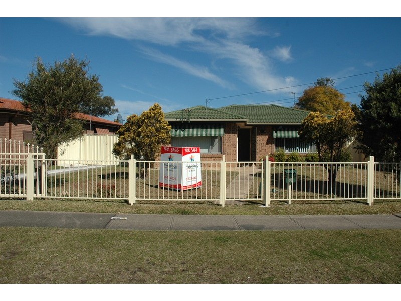 6 Willyama Street, Dharruk NSW 2770