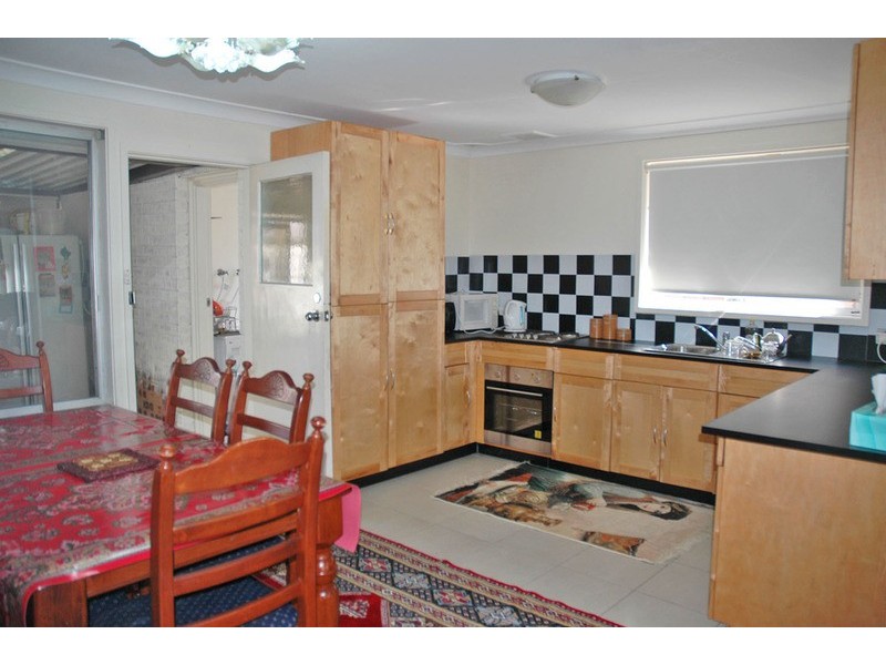 6 Willyama Street, Dharruk NSW 2770