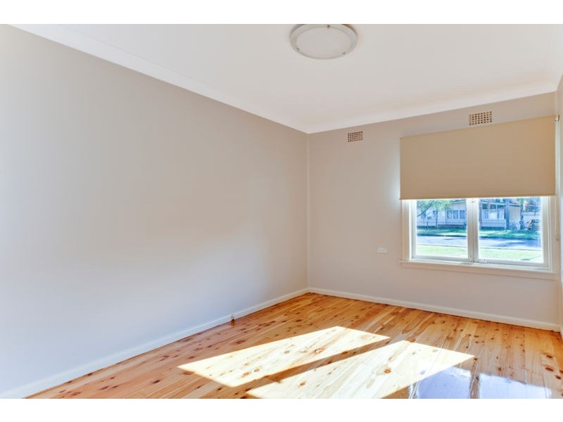 25 Wangaroa Crescent, Lethbridge Park NSW 2770