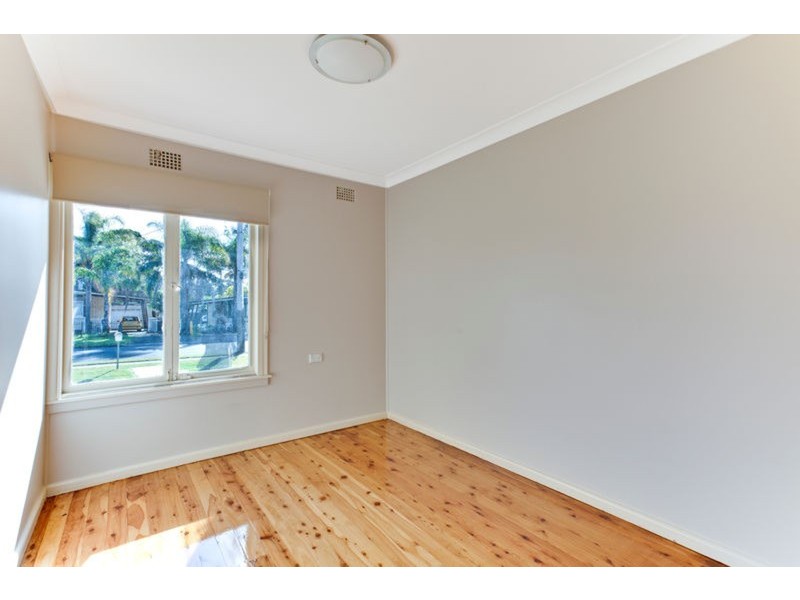 25 Wangaroa Crescent, Lethbridge Park NSW 2770