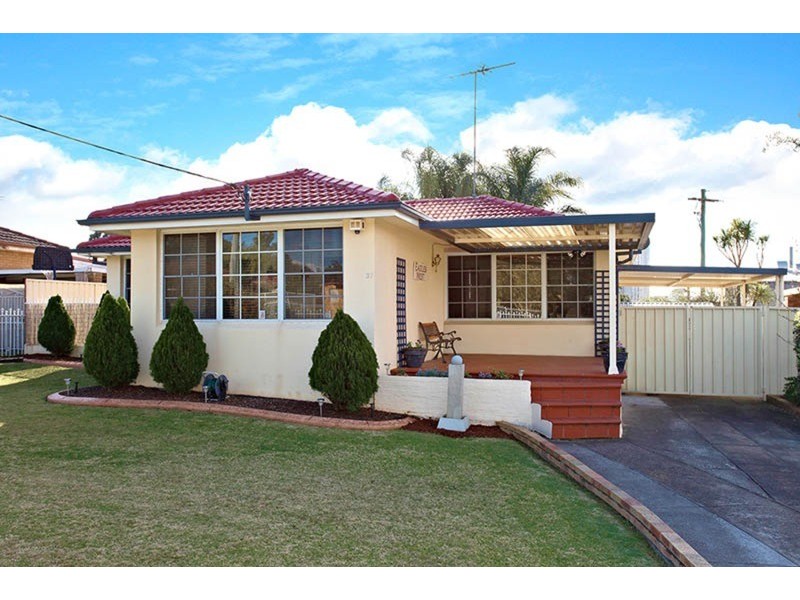 37 Milton Street, Colyton NSW 2760