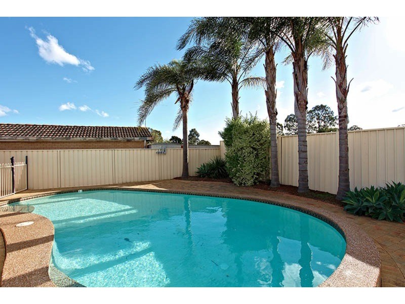 37 Milton Street, Colyton NSW 2760