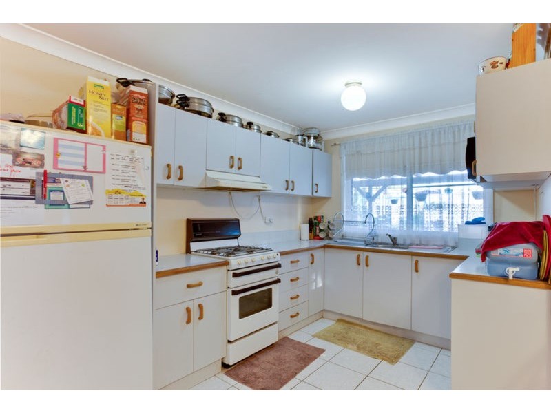 16 Kester Crescent, Oakhurst NSW 2761