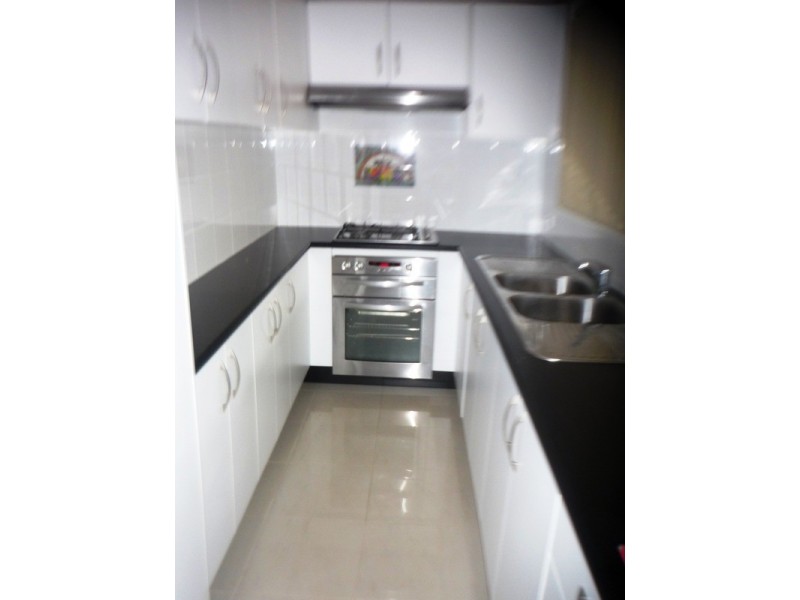 1/27 Tanzanite Street, Quakers Hill NSW 2763