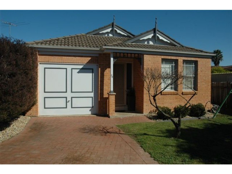 38 Unicombe Crescent, Oakhurst NSW 2761