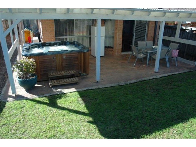 38 Unicombe Crescent, Oakhurst NSW 2761