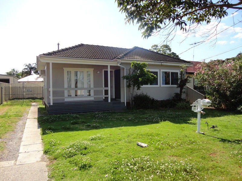 27 Parkin Road, Colyton NSW 2760