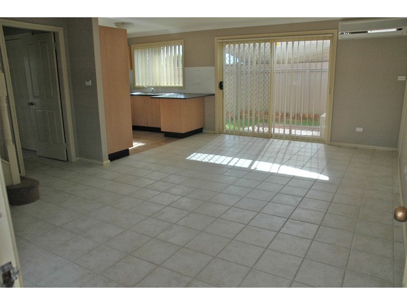 1/166 Glossop Street, St Marys NSW 2760