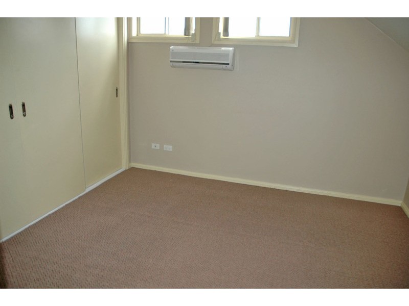 1/166 Glossop Street, St Marys NSW 2760