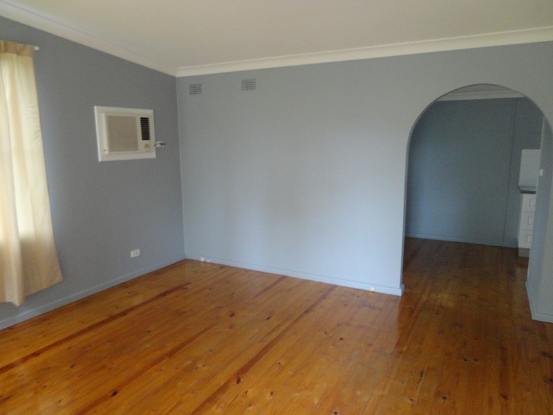 12 Nauru Crescent, Lethbridge Park NSW 2770