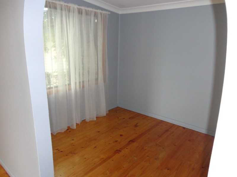 12 Nauru Crescent, Lethbridge Park NSW 2770