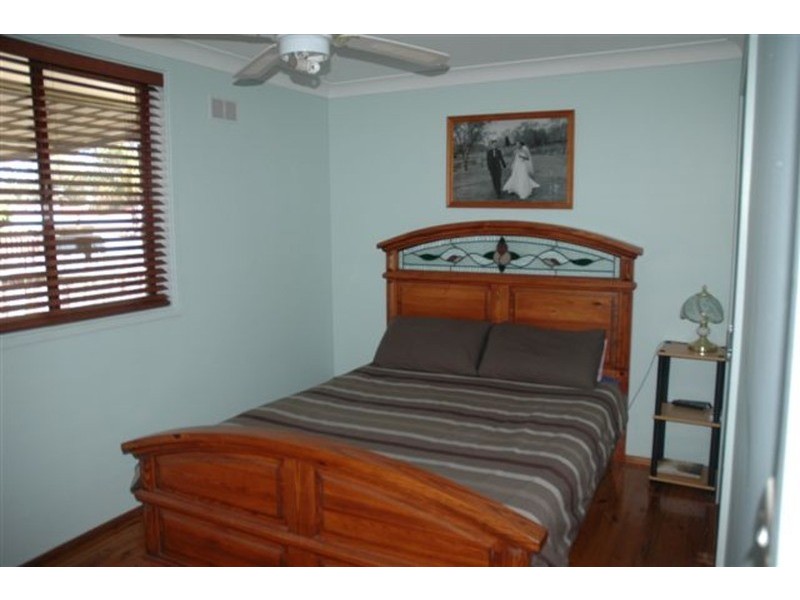 18 Hennesy  Crescent, Shalvey NSW 2770