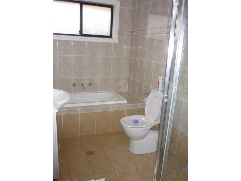 2/1 Windrush Circuit, St Clair NSW 2759