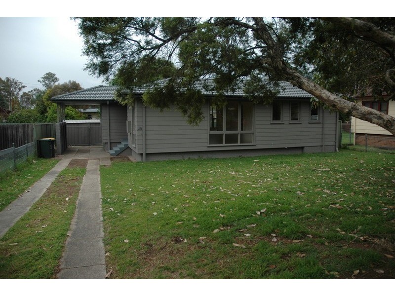 25 Glenrothes Place, Dharruk NSW 2770