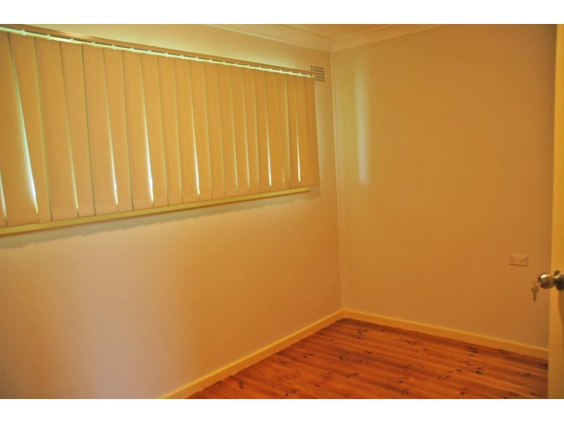 1 Rotorua Street, Lethbridge Park NSW 2770