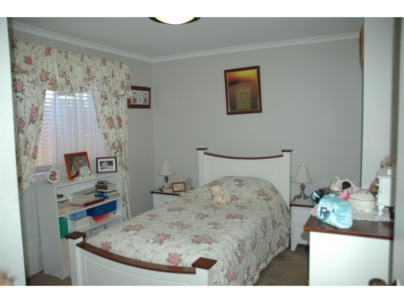 17 Tumut Place, St Clair NSW 2759