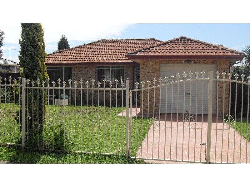 69 Bancroft  Street, Oakhurst NSW 2761