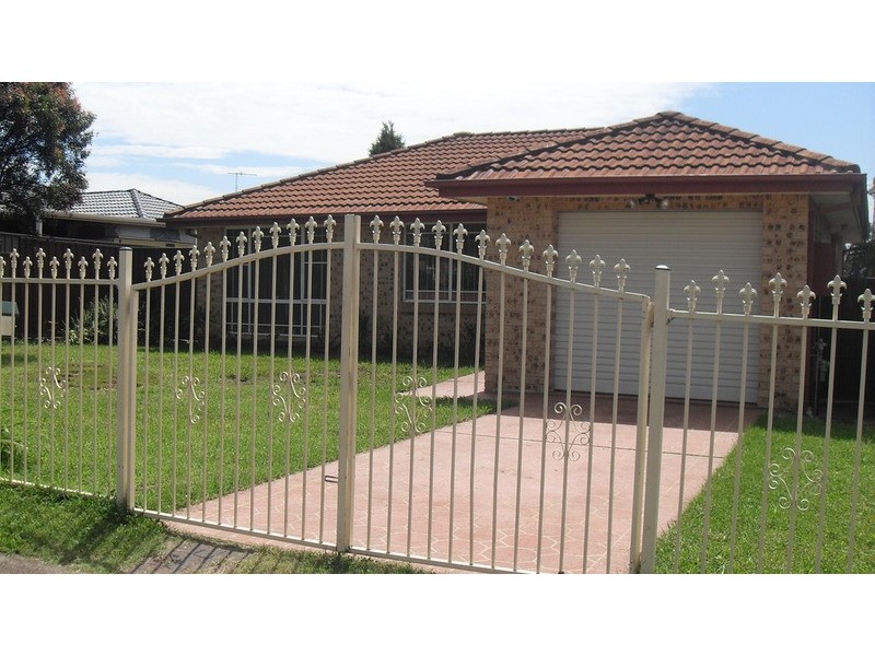 69 Bancroft  Street, Oakhurst NSW 2761
