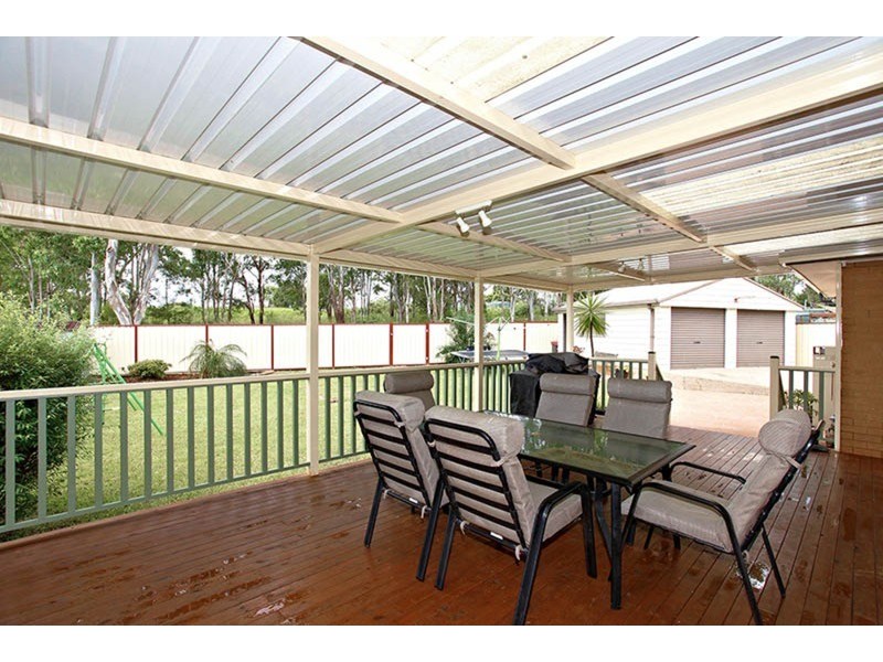 6 Menzies Circuit, St Clair NSW 2759