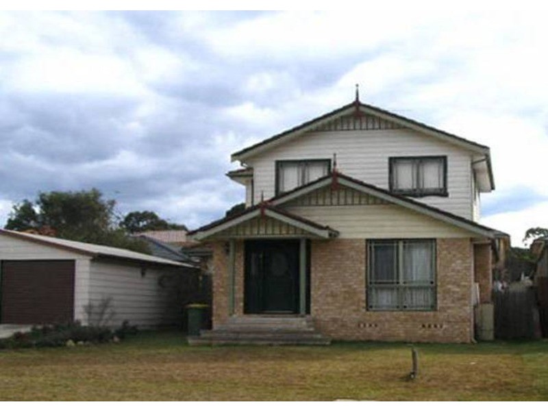 21 Melville Road, St Clair NSW 2759