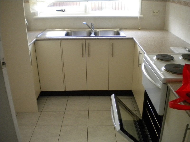 27 Woodview Road, Oxley Park NSW 2760