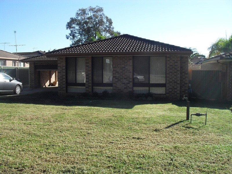 38 Denver Road, St Clair NSW 2759