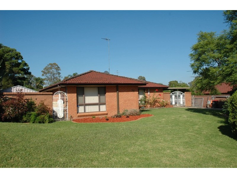 12 Shearer Street, St Clair NSW 2759