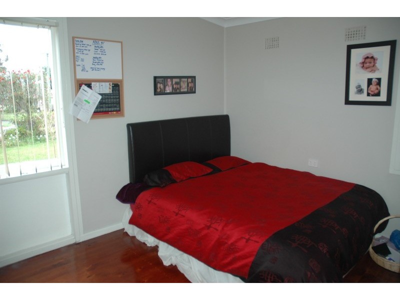 17 Falkirk Place, Dharruk NSW 2770