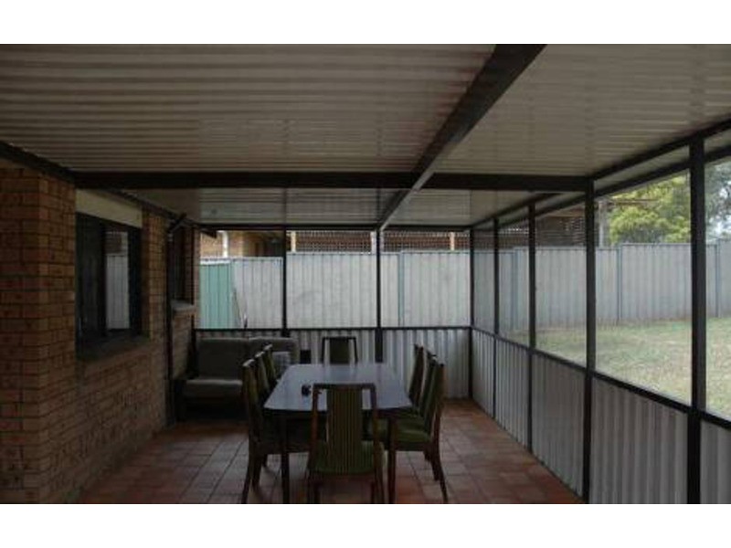 19 Verrills  Grove, Oakhurst NSW 2761