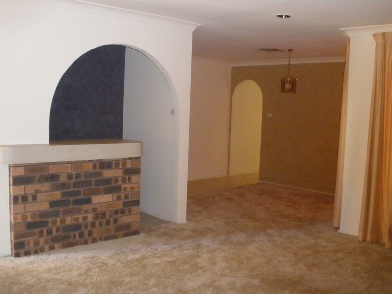 19 Windrush Circuit, St Clair NSW 2759